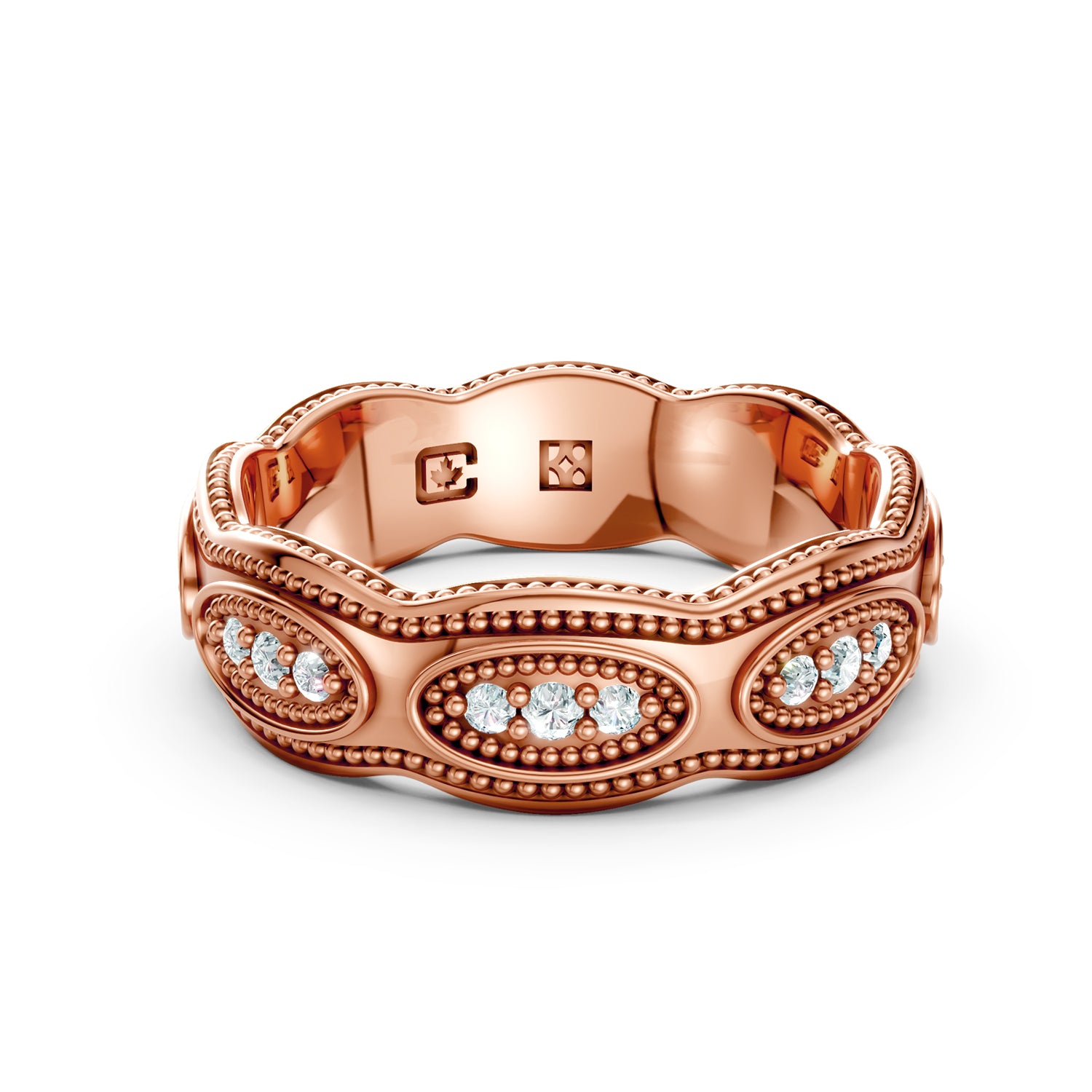 Vintage-inspired gold wedding band made in Canada in pink gold, rose gold with milgrain vintage details. Josephine wedding ring. Made in Montreal. Alliance vintage en or rose fabriquée à Montreal, Qubébec.