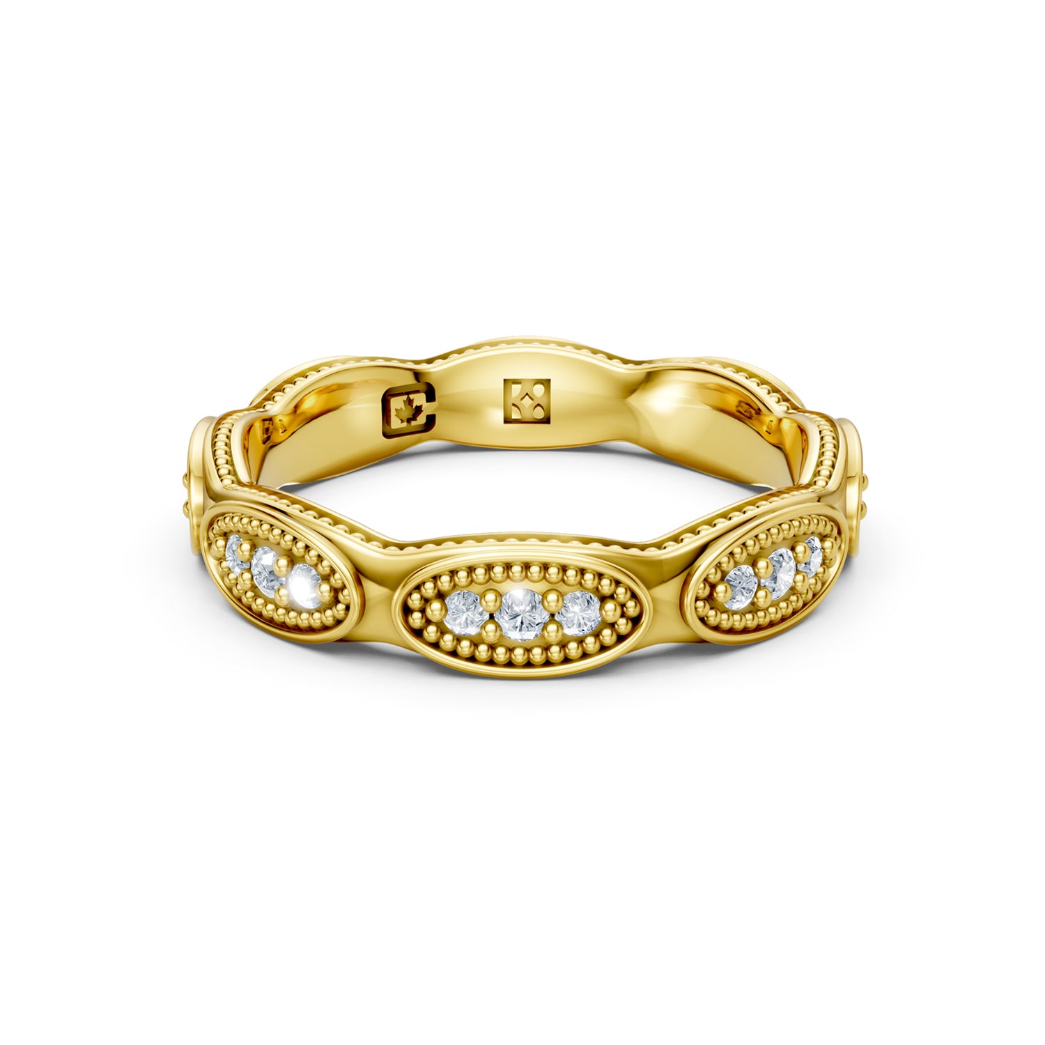 Vintage-inspired gold wedding band made in Canada in gold, with milgrain vintage details. Josephine wedding ring. Made in Montreal. 