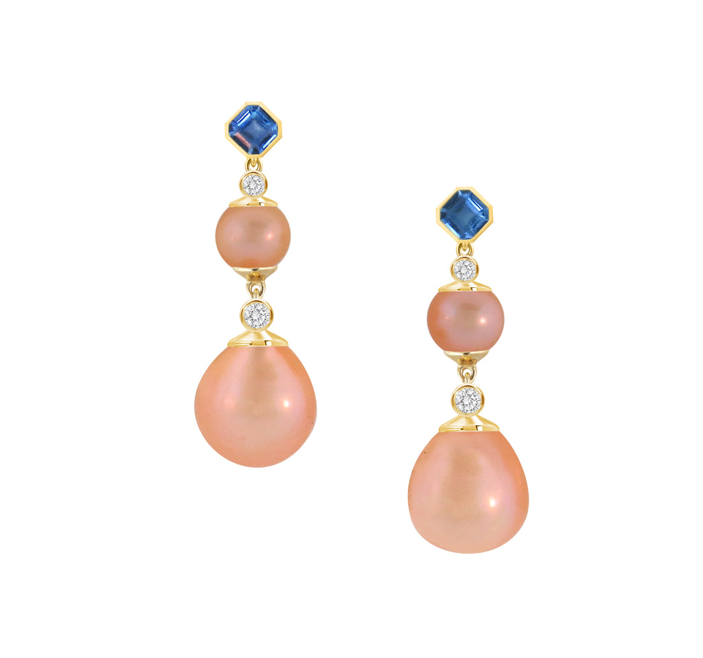 These Statement Earrings in 18 karat yellow gold feature spectacular peachy-pink Kasumiga Pearls, Ceylon Asscher-cut sapphires and sparkling diamonds. Exquisitely crafted in Montreal by K8 Jewelry..